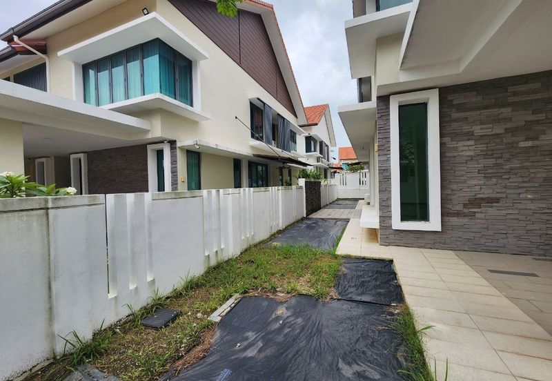 Lukisan @ Alam Impian