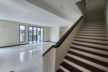 Lukisan @ Alam Impian