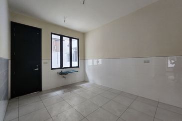 Lukisan @ Alam Impian