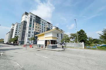 Asteria Apartment @ Bandar ParkLand