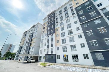 Asteria Apartment @ Bandar ParkLand