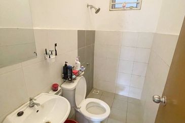 Asteria Apartment @ Bandar ParkLand