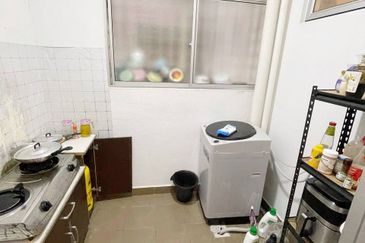 Asteria Apartment @ Bandar ParkLand