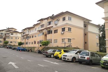 Vista Seri Putra