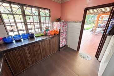 Taman Saujana Puchong