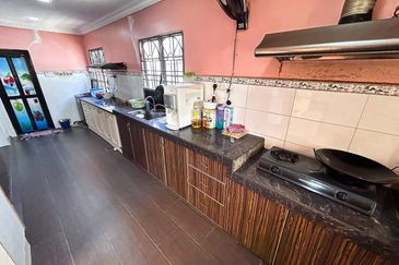 Taman Saujana Puchong