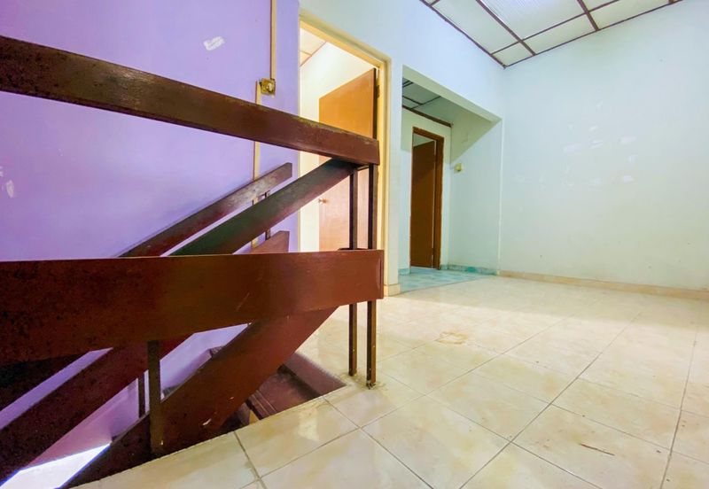 Seksyen 4, Shah Alam