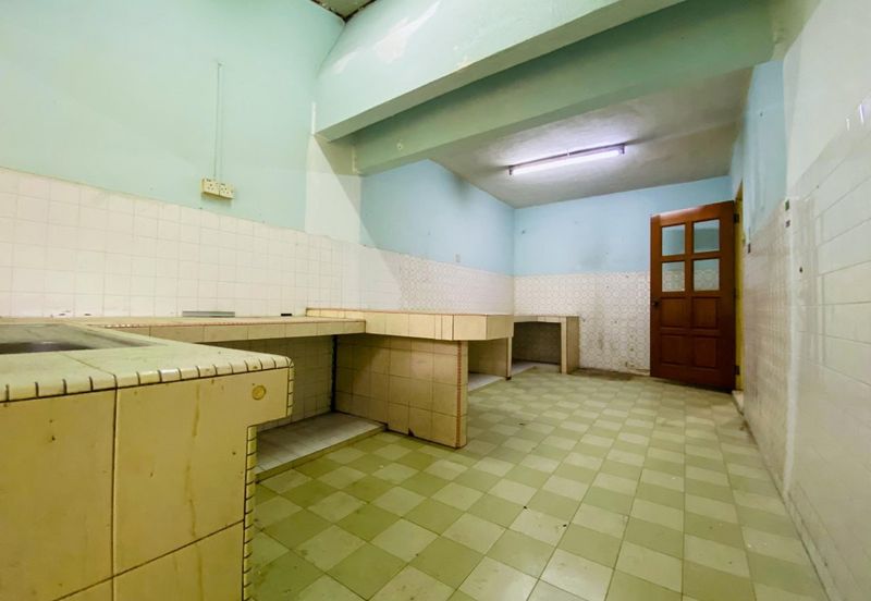 Seksyen 4, Shah Alam