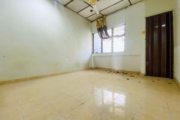 Seksyen 4, Shah Alam