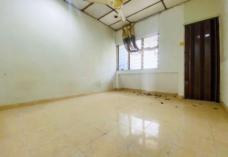 Seksyen 4, Shah Alam