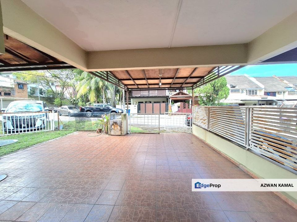 CORNER LOT HUGE LAND💥42x75💥 Bukit Saga Seksyen 26, 2 Storey, Selangor, Shah Alam