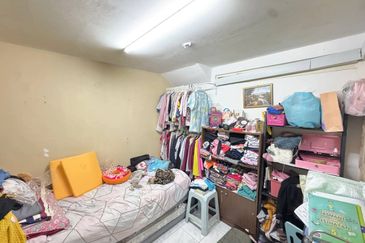 Seksyen 10, Shah Alam