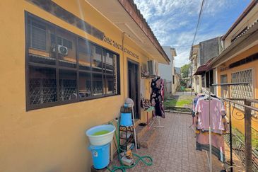 Seksyen 10, Shah Alam