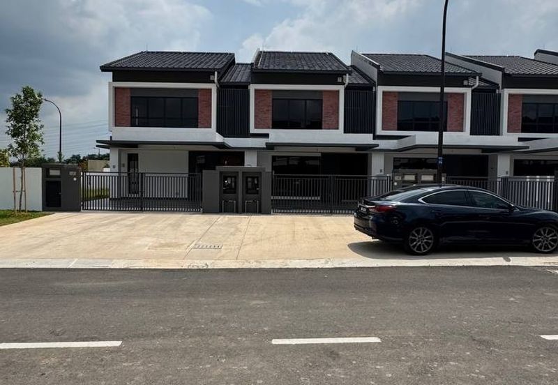 Ferrous 1 @ Alam Impian