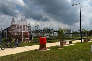 Ferrous 1 @ Alam Impian