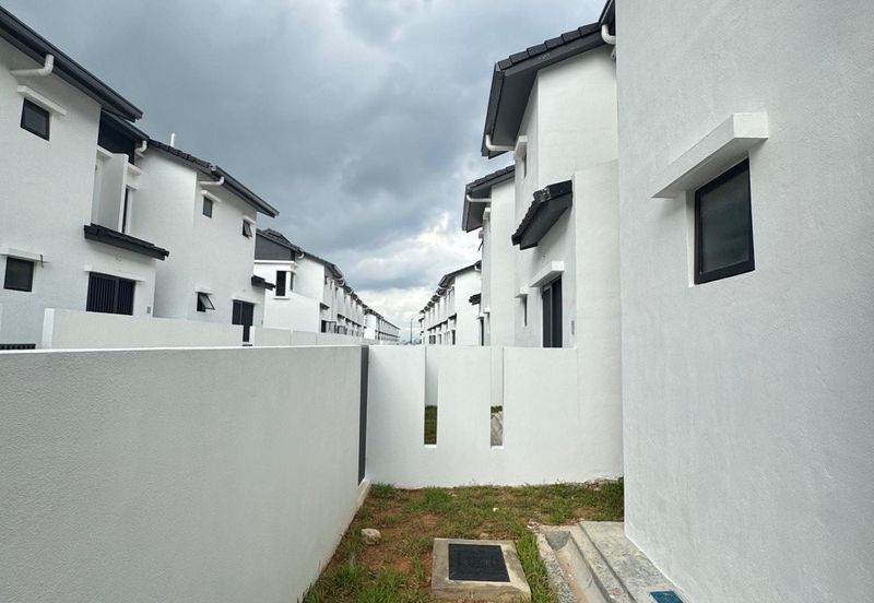 Ferrous 1 @ Alam Impian