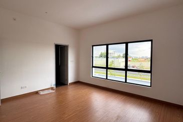 Ferrous 1 @ Alam Impian