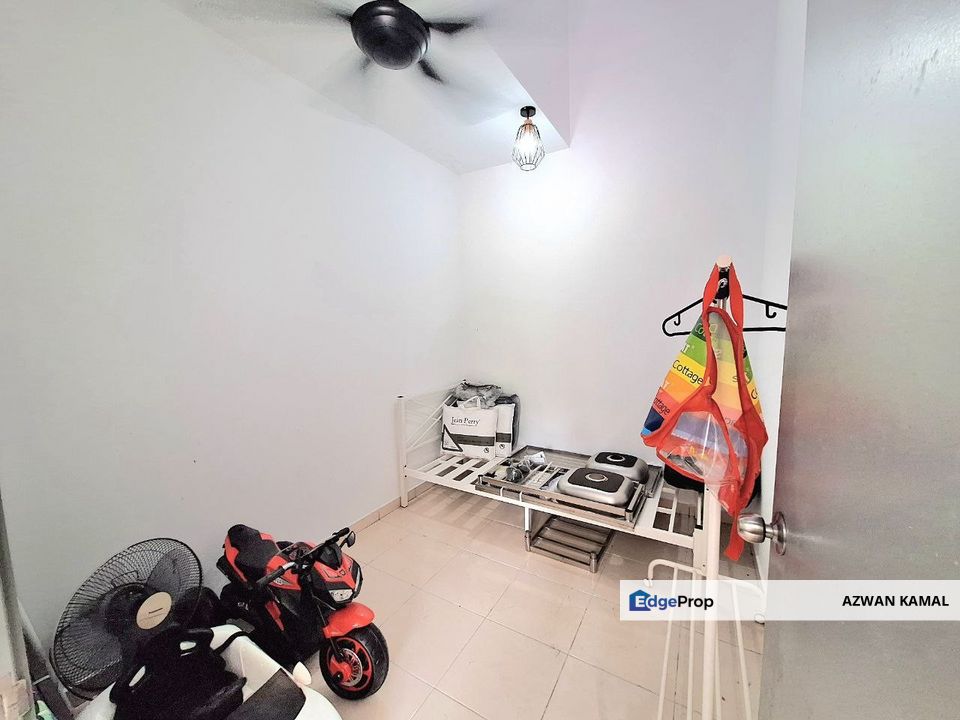 Taman Merbah Olak Lempik Banting | Single Storey 27x83 4 Bedrooms | RM385k - END LOT, Freehold, Partial Furnished, Selangor, Banting