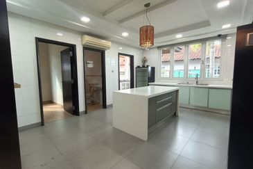 KGSAAS Golf Club, Seksyen 13