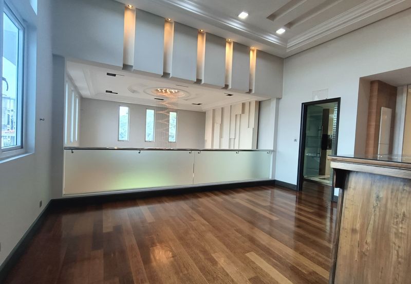 KGSAAS Golf Club, Seksyen 13