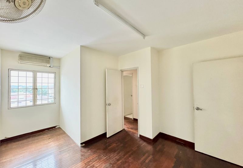 Taman Sungai Besi Indah