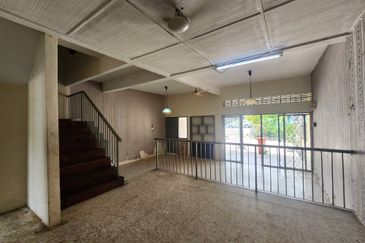 Seksyen 11, Shah Alam