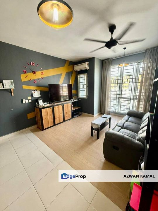 Seri Baiduri Apartment, Setia Alam | 926sqft 3 Bedrooms | RM340k - LOW LEVEL, CORNER UNIT, FACING POOL, Selangor, Shah Alam
