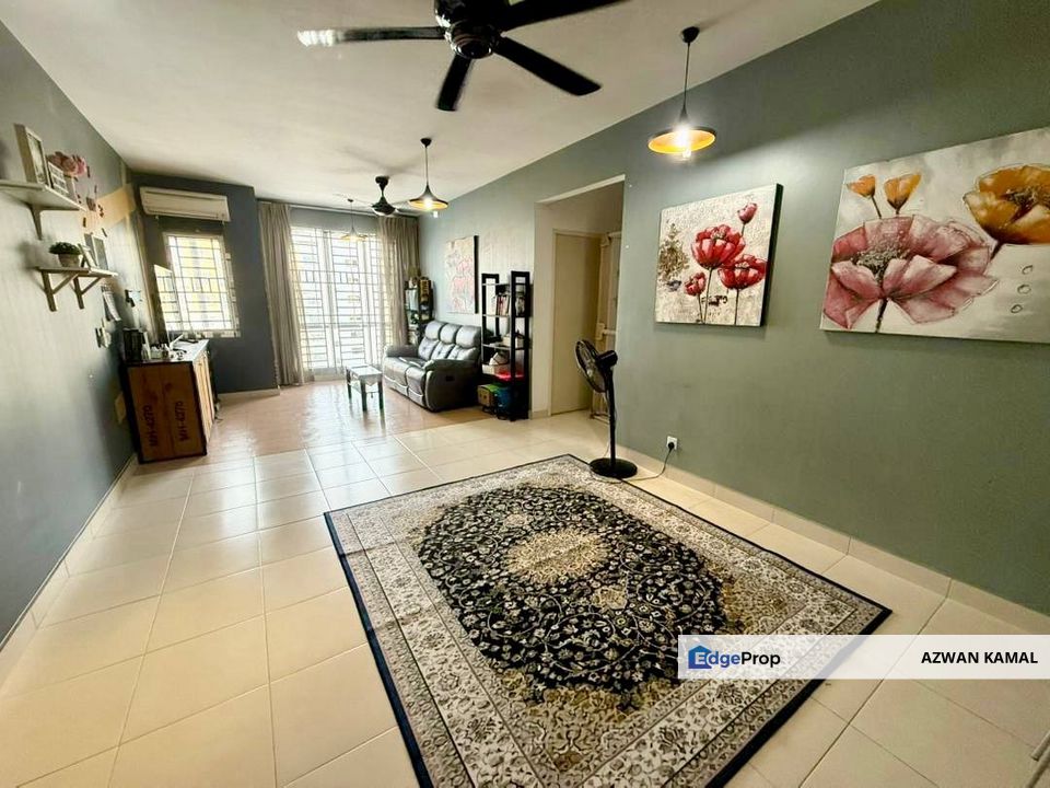 Seri Baiduri Apartment, Setia Alam | 926sqft 3 Bedrooms | RM340k - LOW LEVEL, CORNER UNIT, FACING POOL, Selangor, Shah Alam