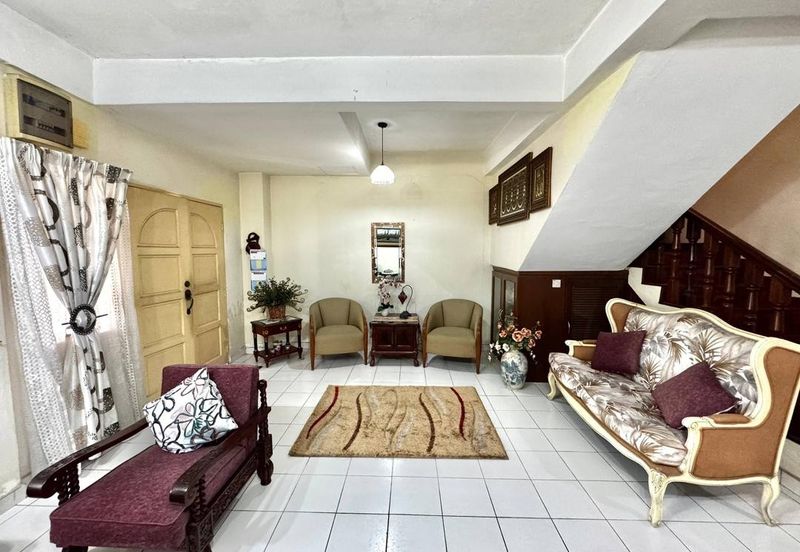 Seksyen 8, Kota Damansara