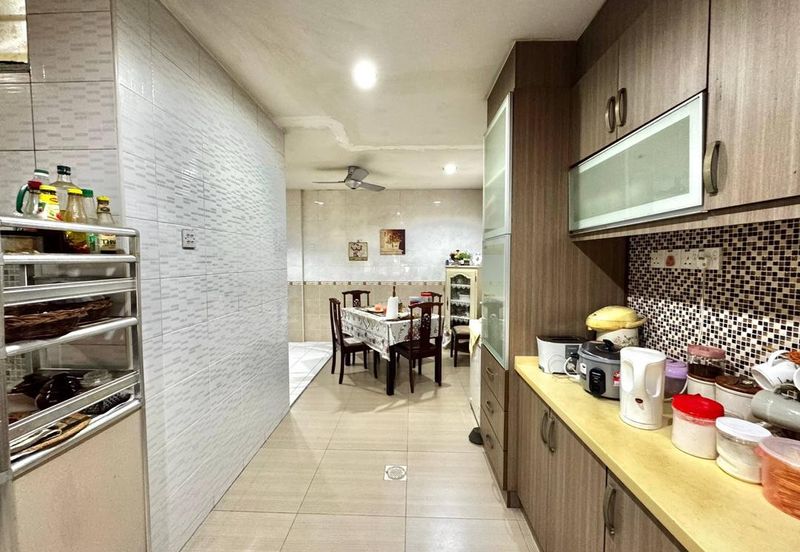 Seksyen 8, Kota Damansara