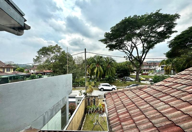 Seksyen 8, Kota Damansara