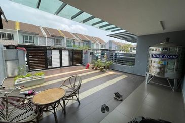 FREEHOLD💥Double Storey Terrace, Ellis @ Bandar Bukit Raja, Klang