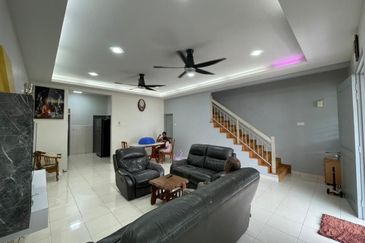 FREEHOLD💥Double Storey Terrace, Ellis @ Bandar Bukit Raja, Klang