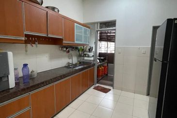 FREEHOLD💥Double Storey Terrace, Ellis @ Bandar Bukit Raja, Klang