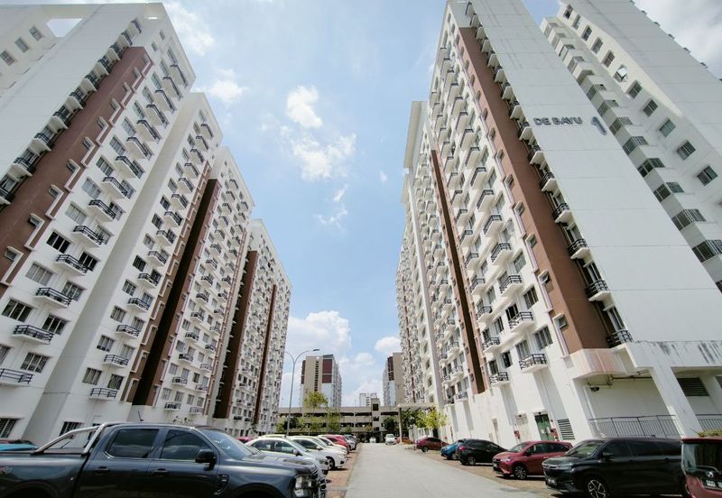 De Bayu Apartment @ Setia Alam