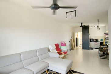 De Bayu Apartment @ Setia Alam