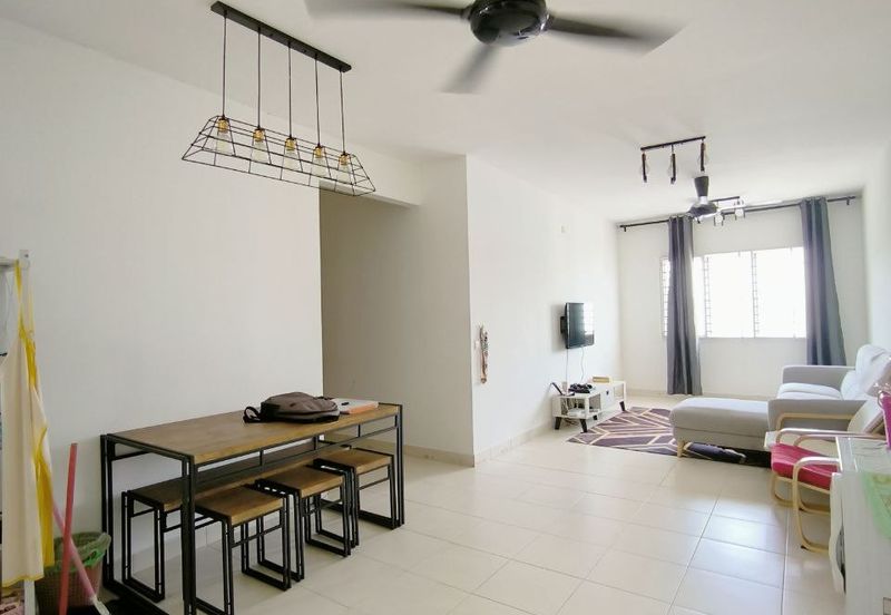 De Bayu Apartment @ Setia Alam