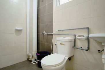 De Bayu Apartment @ Setia Alam