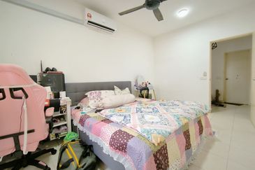 De Bayu Apartment @ Setia Alam