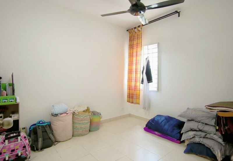 De Bayu Apartment @ Setia Alam