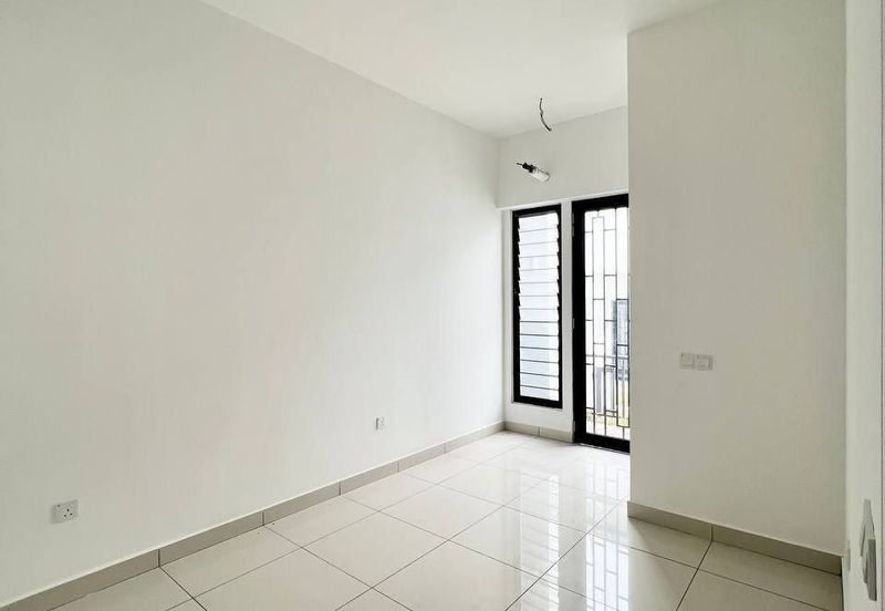 Elmina Green Three @ City of Elmina