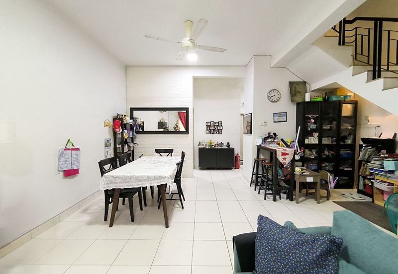 Saron @Bandar Bukit Raja