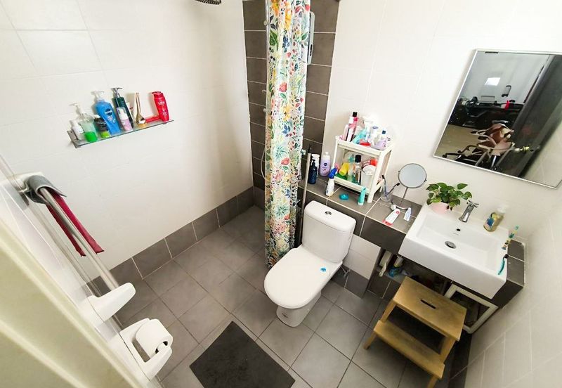 Saron @Bandar Bukit Raja