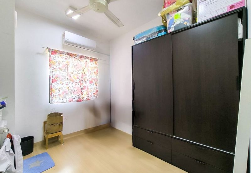 Saron @Bandar Bukit Raja