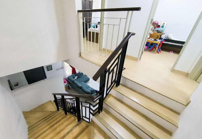 Saron @Bandar Bukit Raja