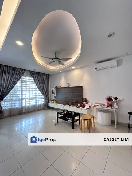 Fully Reno Taman Olive Hillpark Double Storey Bandar Puncak Alam , Selangor, Shah Alam