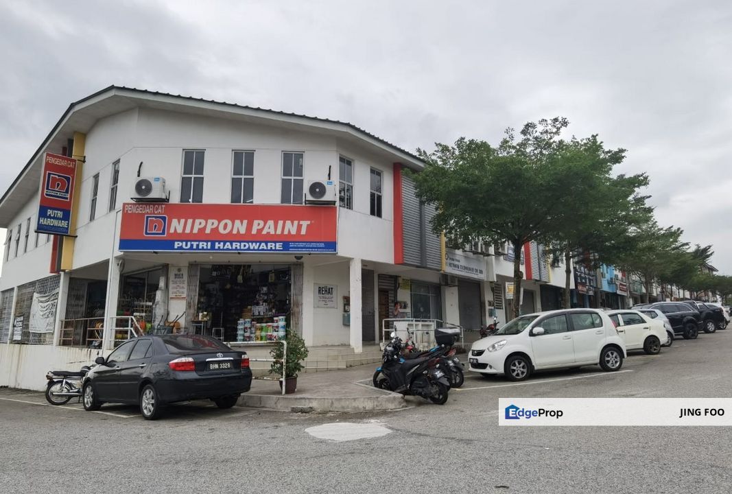  Aman Putri Sungai Buloh Double Storey Shoplot For Rent, Selangor, Sungai Buloh
