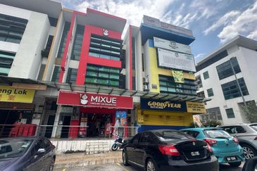 E-Boulevard, Denai Alam