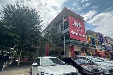 E-Boulevard, Denai Alam