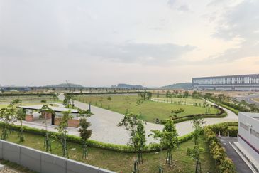 Elmina Business Park